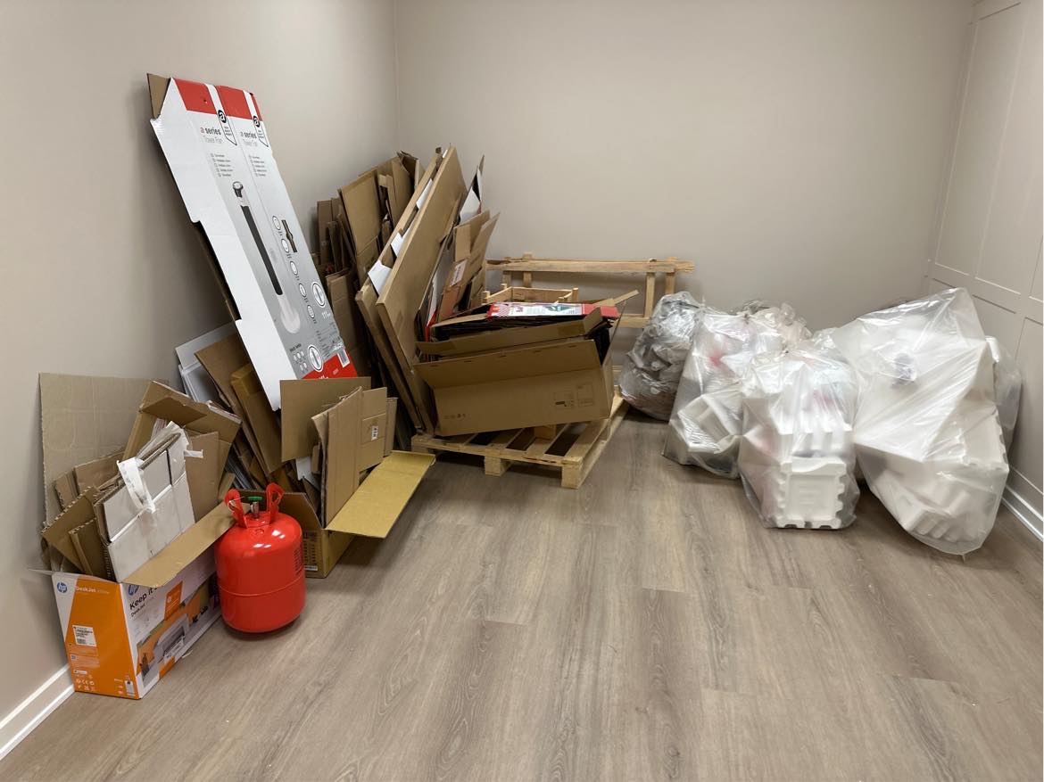 Affald der skal køres til storskrald