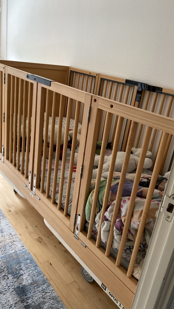 Seng af- og montering