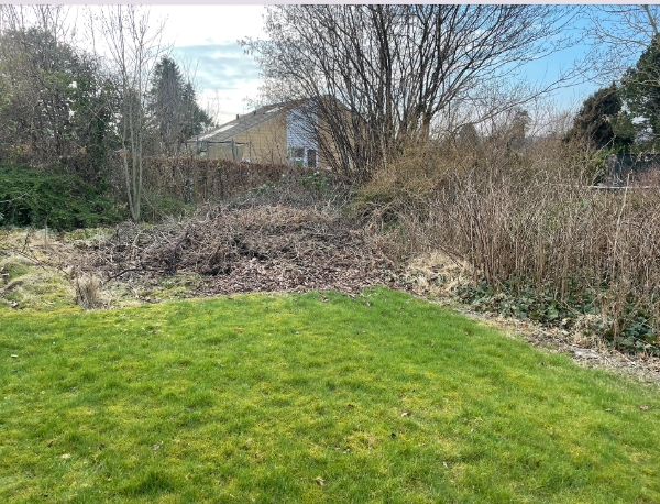 Terrassejord fjernelse og havearbejde