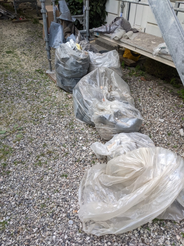 fjernet byggeaffald