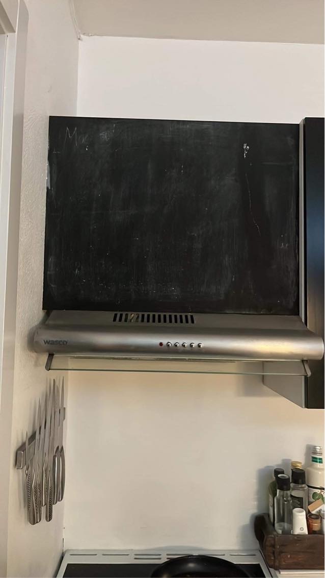 Afmontering gammel enhætte og opsætning af indbygningsemhætte