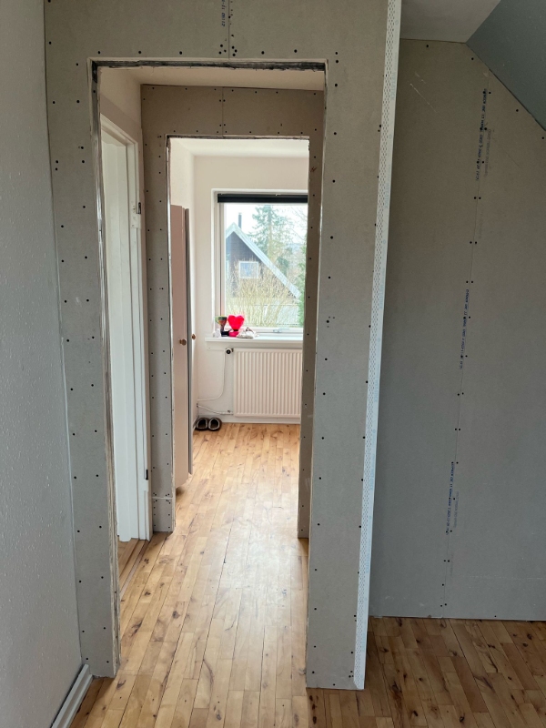 Spartling af gipsvæg