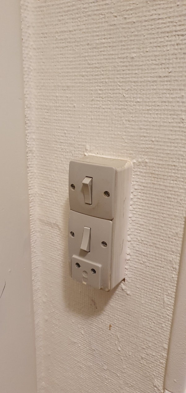 Udskiftning af stikkontakter