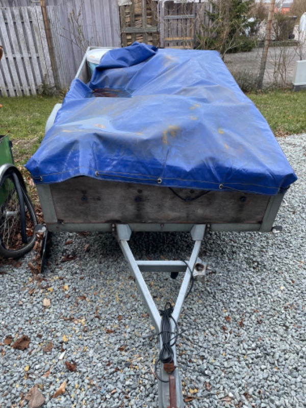 Fjernet affald i forhave og baghave