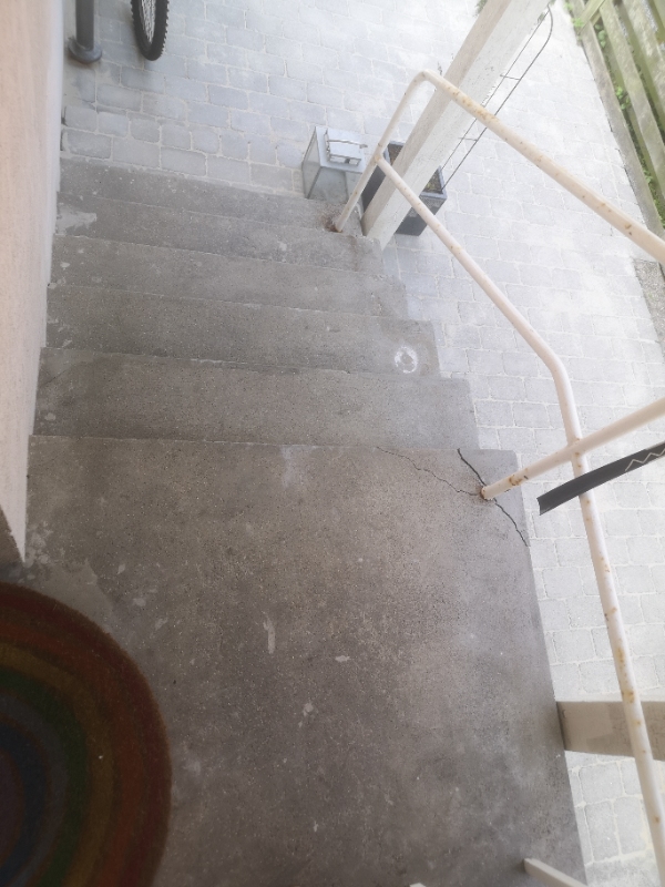 Fliser til trapper ved hoveddøren