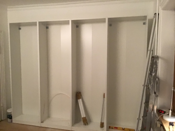 Samlet pax garderobeskab med skydelåger 2 stk 150 x 236 x 32 , har samlet alle fire skabssektioner