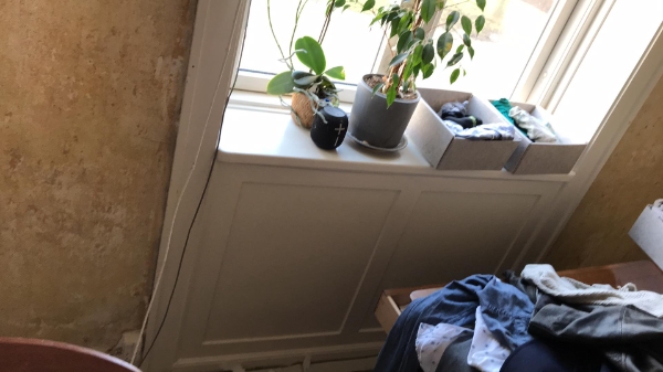 Fuldspartling og maling af værelse