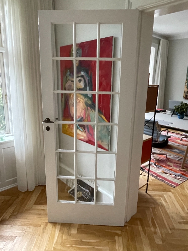 - Tilpasning af skab til nyt vinkøleskab plus en masse andet