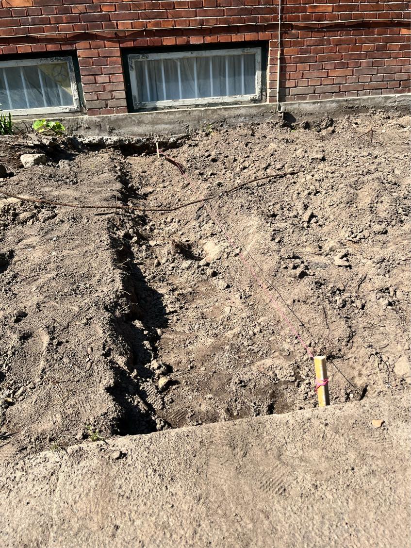 Udgravning til terrasse og bortskaffelse af jord