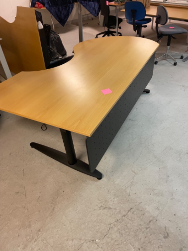 Bortskaffelse af kontormøbler