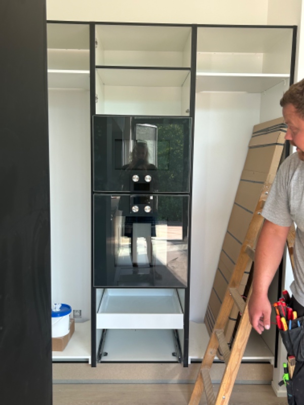 Vaskemaskine, og 2 stk kølefrys