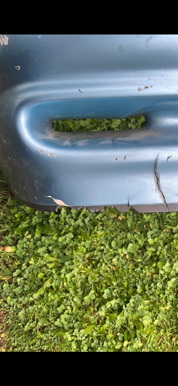 Reparation af plastik forkofanger