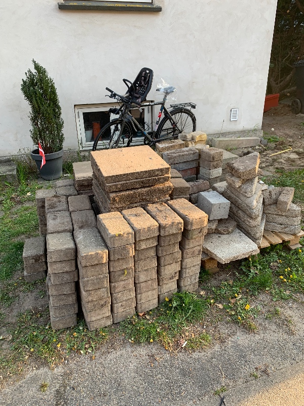 Afhentning af fliser cirka 120 m2