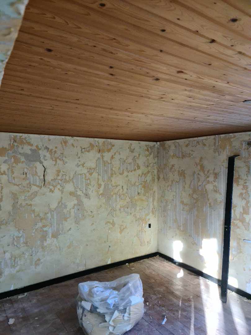 Jeg skal installere strømmen i huset er der nogen elektriker i Hillerød