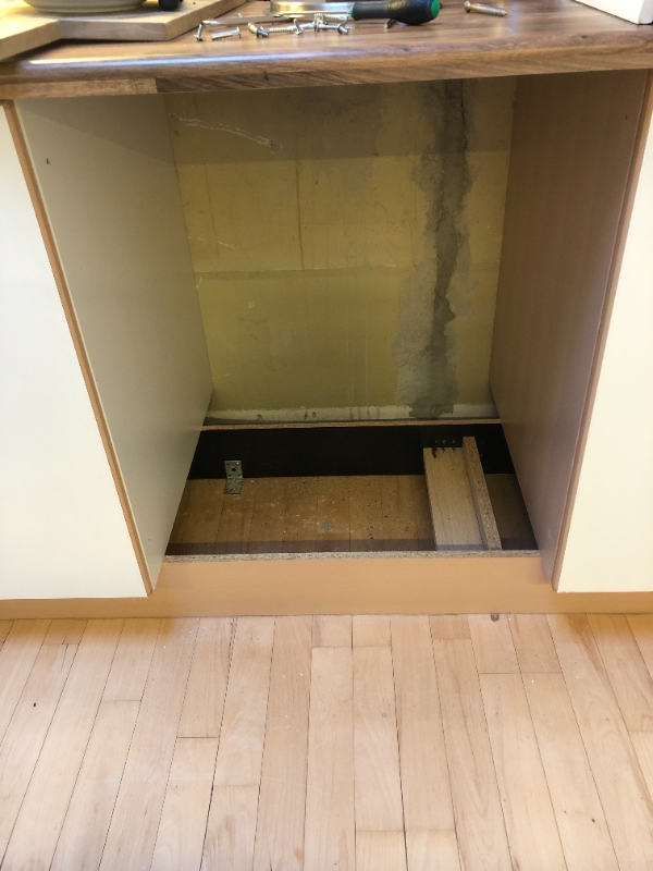 Tilsavning af sokkel og trække el til opvaskemaskin