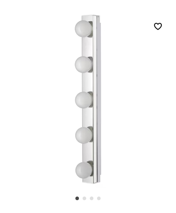 Hænge spejl og lys op