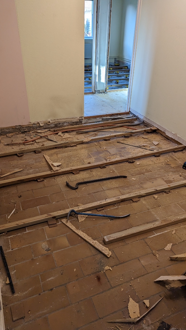 Installering af 120 kvm gulvvarme