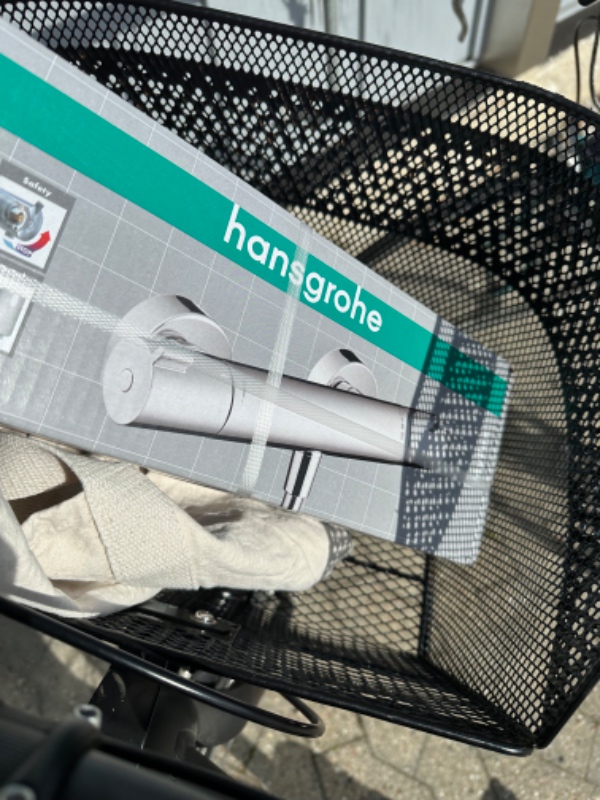 Montering af armatur i badeværelse