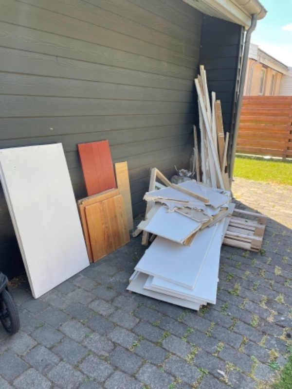 Afhentning af byggeaffald