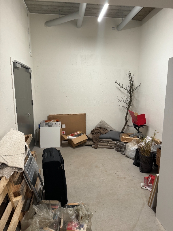 Tømning af et storskraldsrum