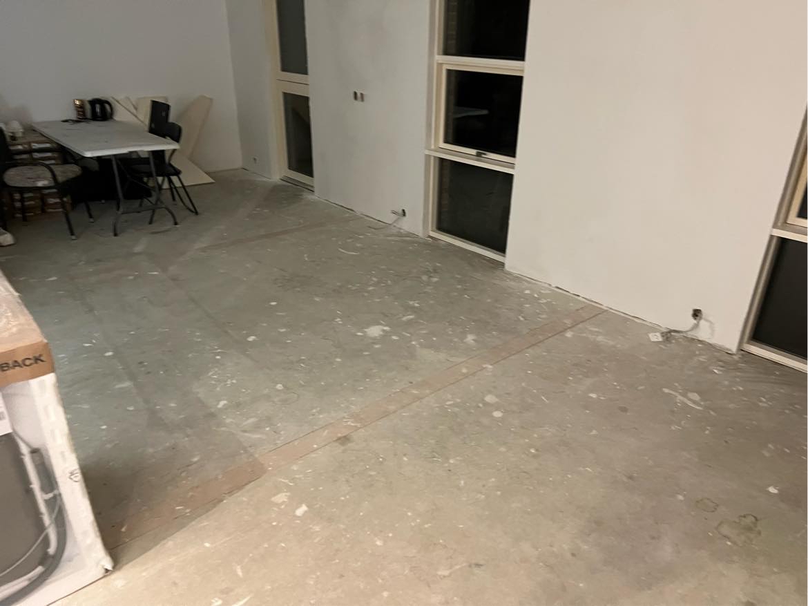 Hjælp til at ligge sildebens klikgulv 45m2