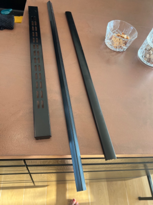 Montering af dele af emhætte