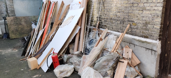 Haveaffald og byggeaffald samt hvidevarer