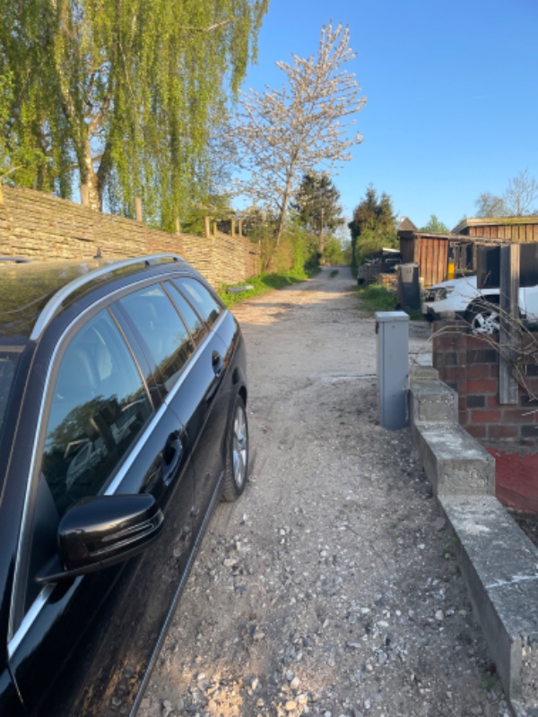 Fjernelse af papkasser, træ og div