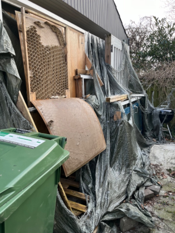 Afhentning af gamle vinduer/døre