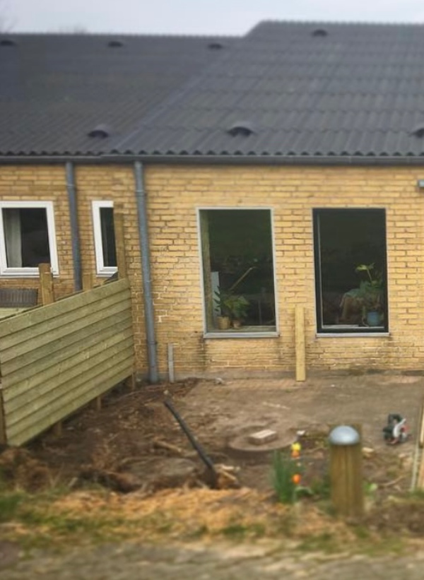 Lægge fliser på terrasse udenfor mindre end 20 kvm