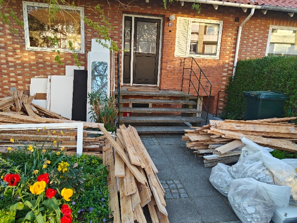 Afhentning af byggeaffald