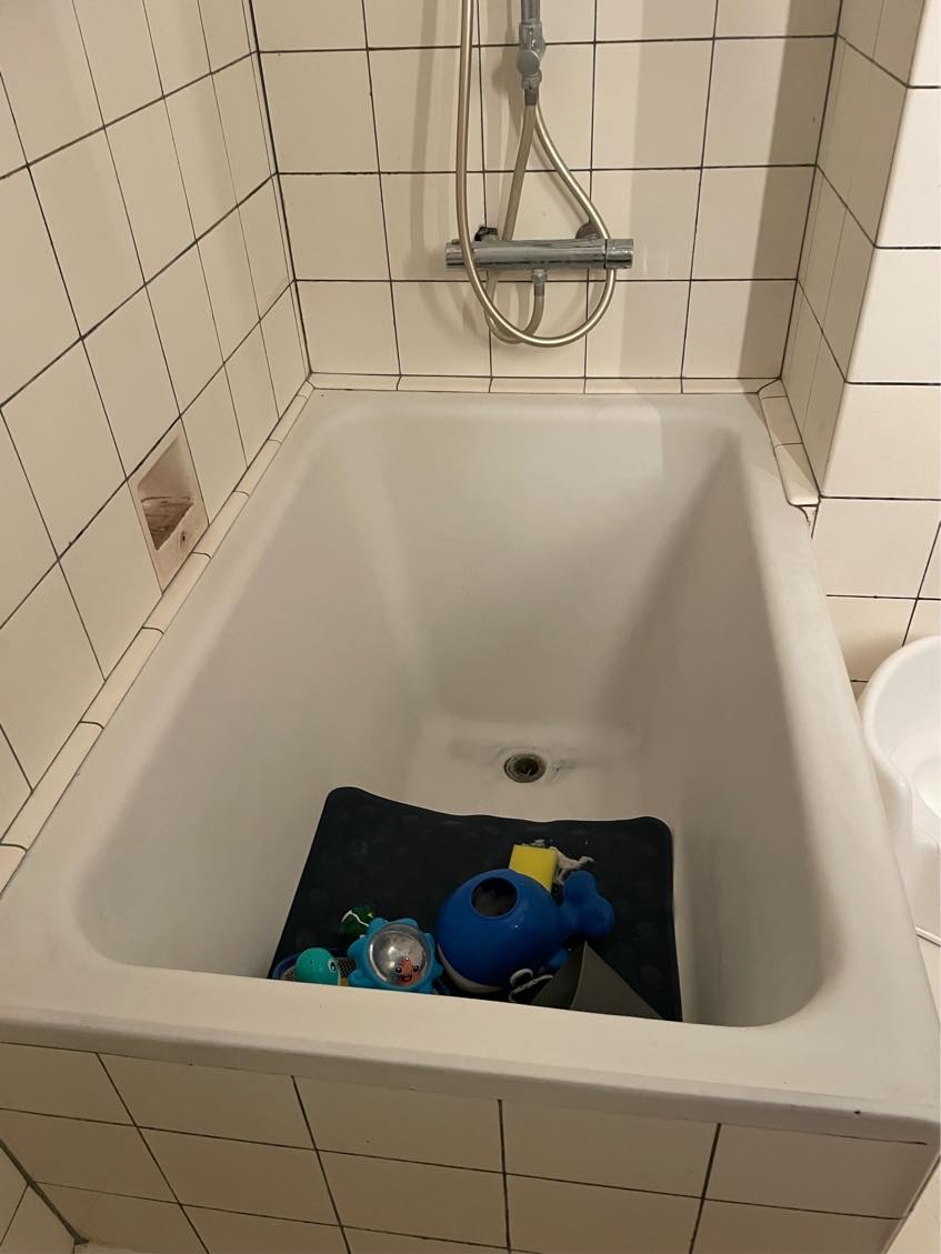Sat ny brustestabg op og ny silikone