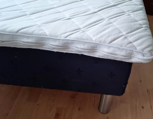 Seng skal skilles og samles igen