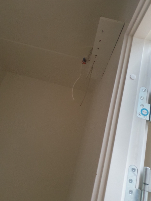 Fjerne lampe over trappe