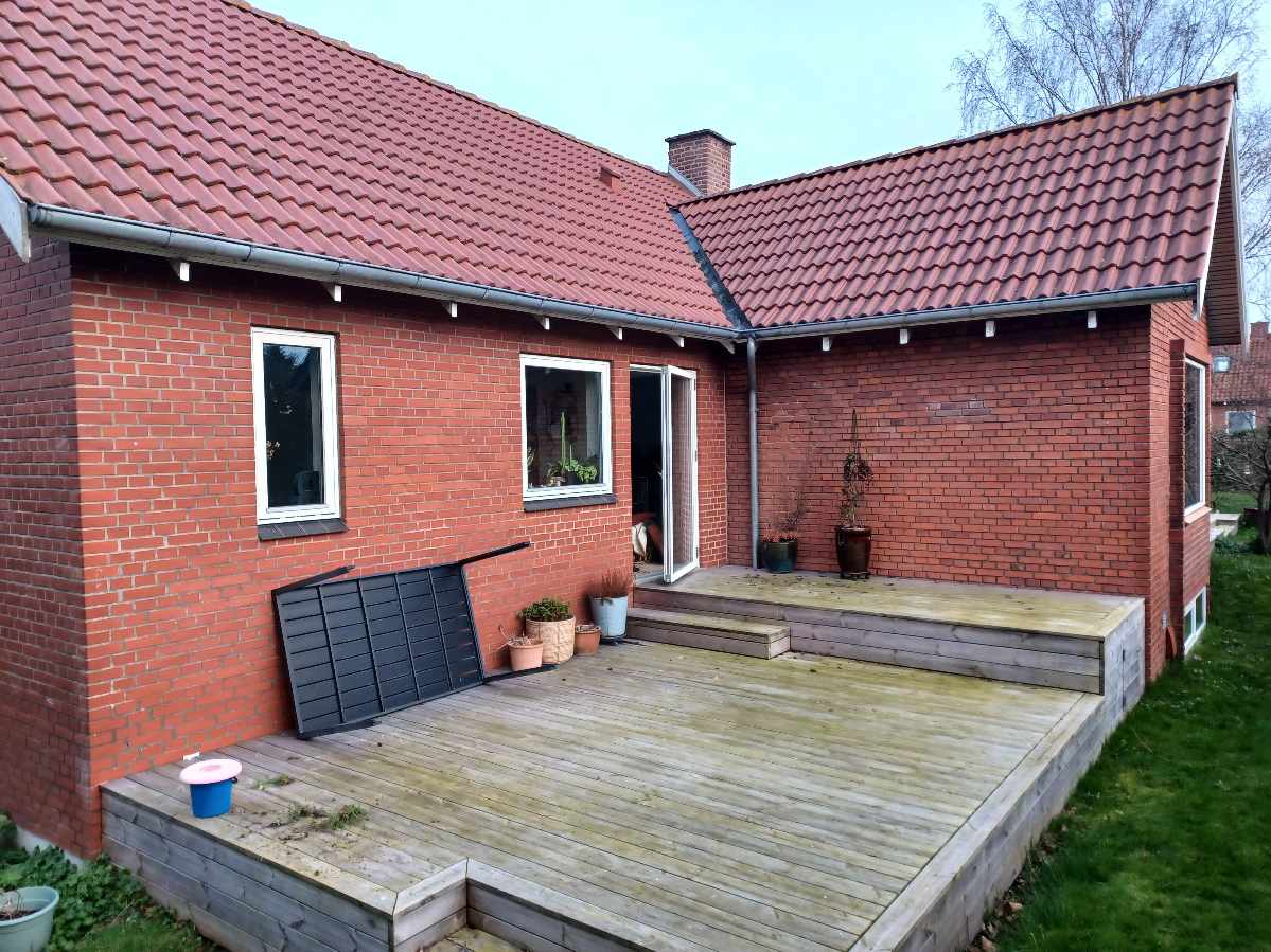 Fjerne stolper  + rense tagrender