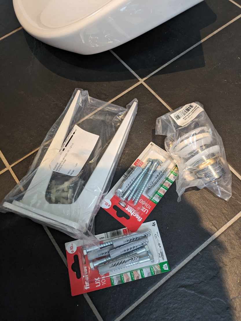 Fjerne vask + sætte ny vask op