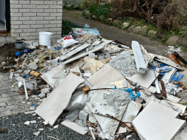Byggeaffald skal fjernes
