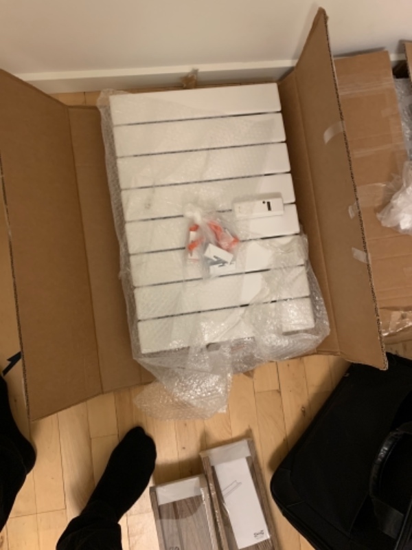Ophængt to stk. radiatorer (købet på nettet)
