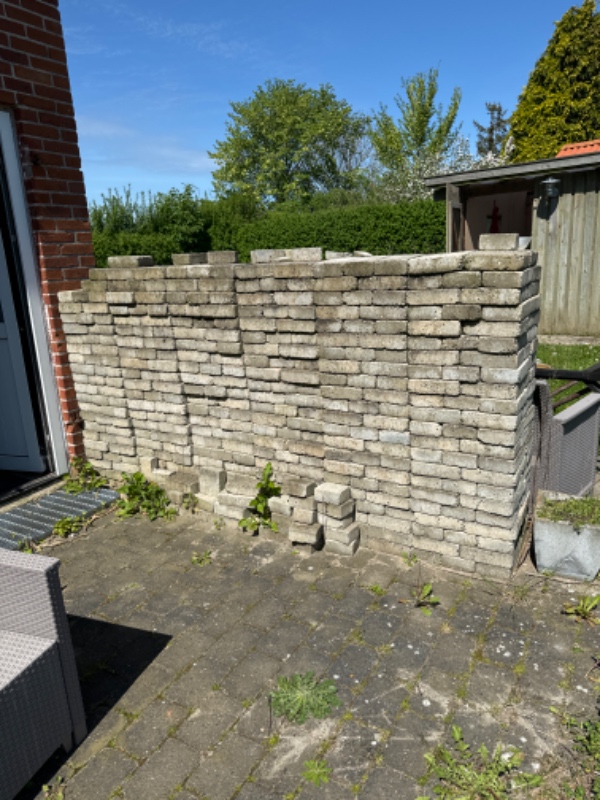 Terrasselægning med herregårdssten