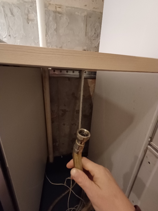 Tilslutning af nyt amartur og gasblus. (Skal være en autoriseret vvs'er)