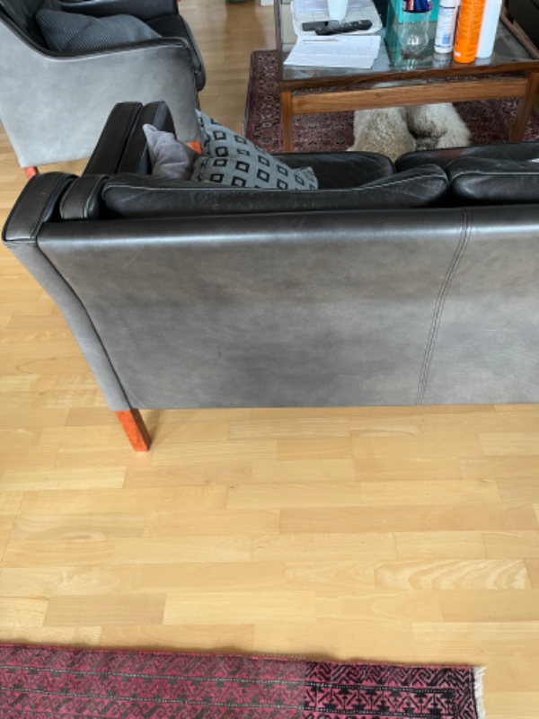 Læderfarve genopfriskning