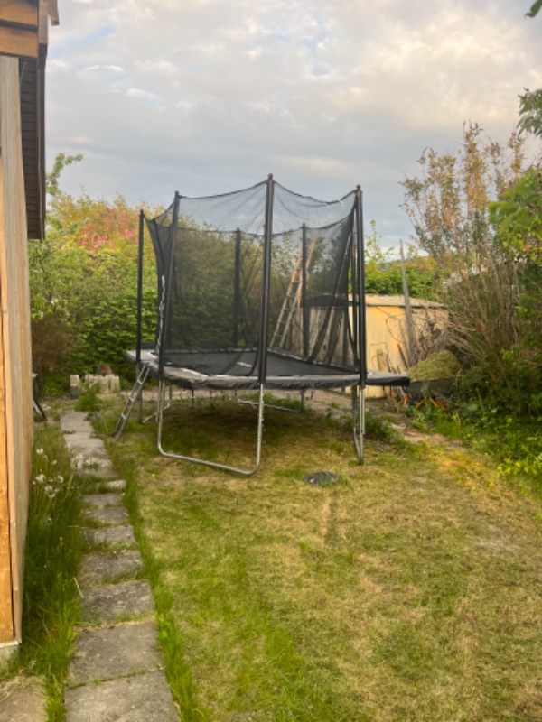 Flyttet en trampolin fra Dragør til Amager