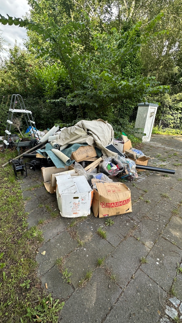 Afhentning af diverse affald