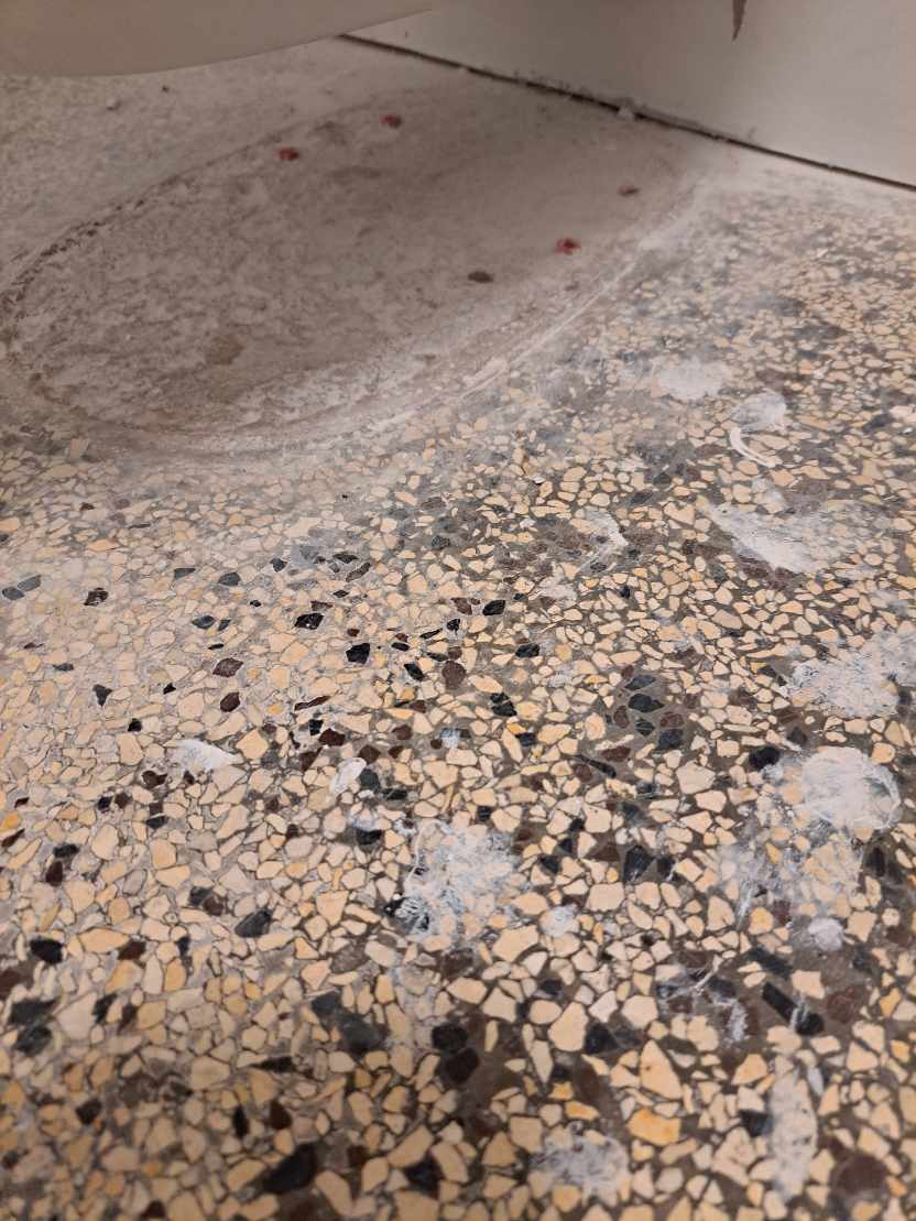 Slibning af terrazzogulv