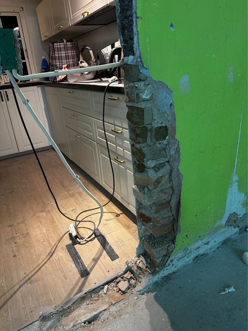 Afslutning af væg + stikkontakt