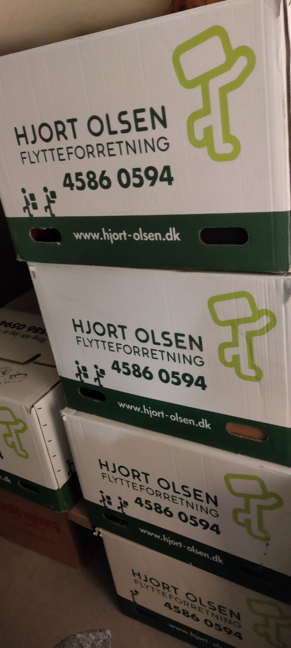 Tømning af loftsrum.
