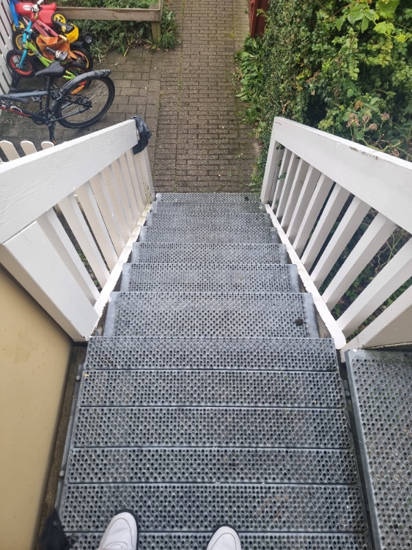 Bortskaffelse af amerikanerkøleskab