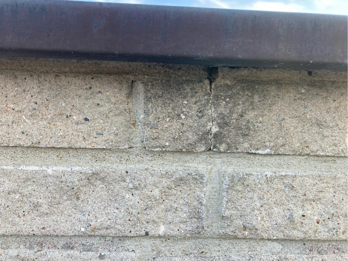 Fugereperation i hvidkalksten