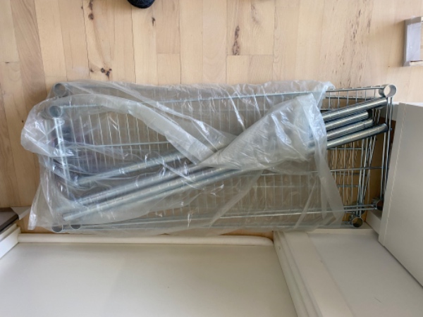 Nedbæring af affald til affaldsstation 100 meter væk