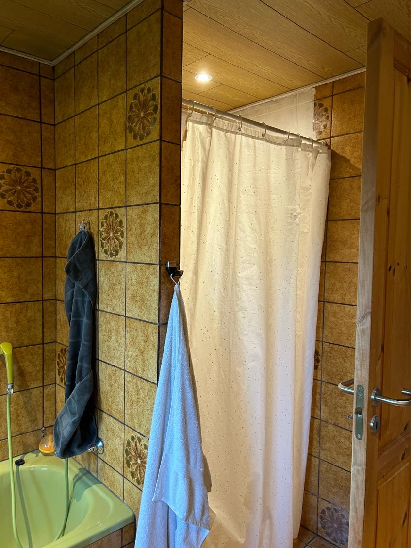 12 m2 klinker på badeværelse. Gulv og bruseniche